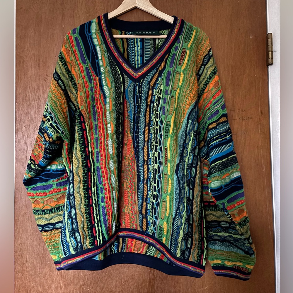 Vtg COOGI 90s Tundra Canada biggie smalls sweater